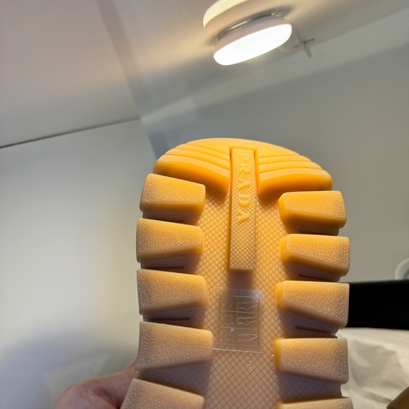 Prada Ivory Leather sneakers - Picture 9 of 13